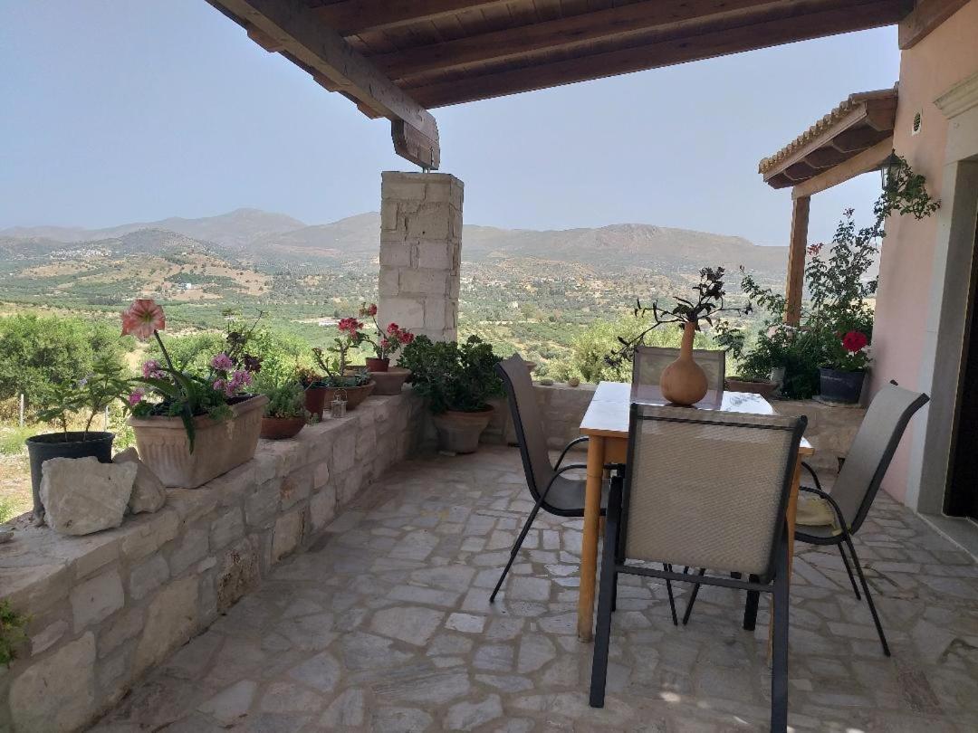 Kritamos Villa & Apartments Kamilari Exterior photo